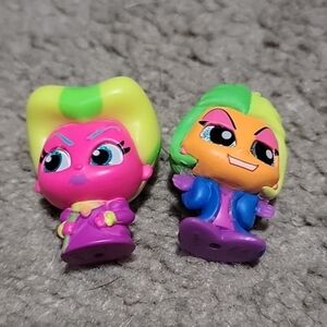 10 Doorables 2 Black Light, 4 Toy Story, and 4 Fuzzy